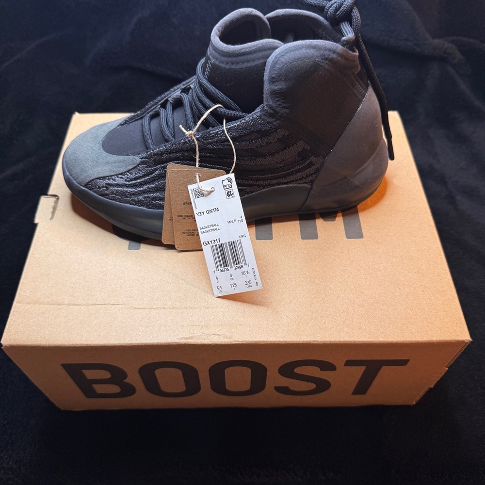 Yeezy QNTM ONYX High-Top Sneakers in Black and Gray